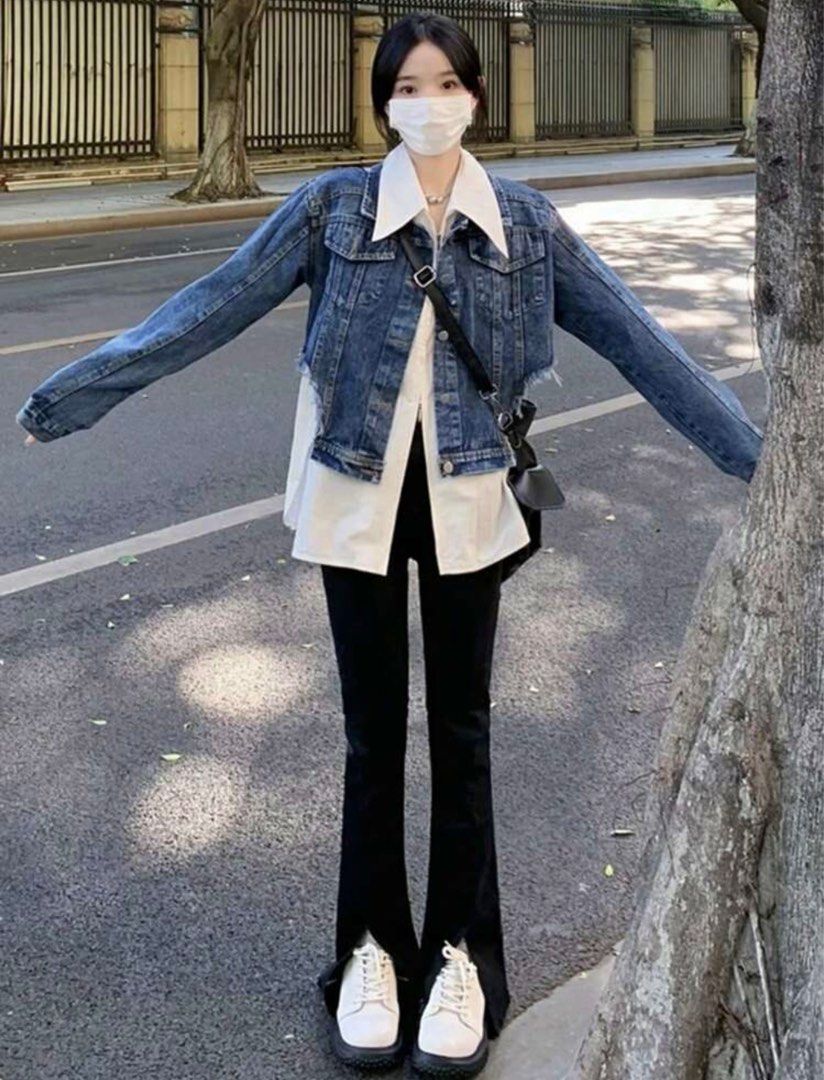 Irregular Long Sleeve Women's Denim Jacket (Category: Coats, Jackets and Outerwear) located in Taguig. Submitted by onlyshhh (Listing ID 1284818195, Image 1). Description: Size: Large Color: Blue Denim.