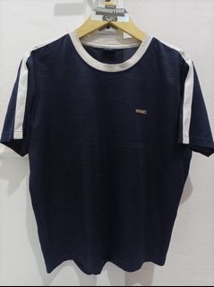 (Kategori: ) berada di . Dikirim oleh 2ndhandthrift (ID iklan 1285050821, Gambar 1). Deskripsi: .