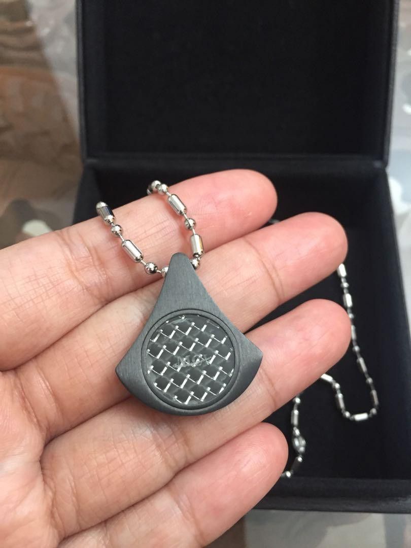 Bio pendant leaf black hotsell