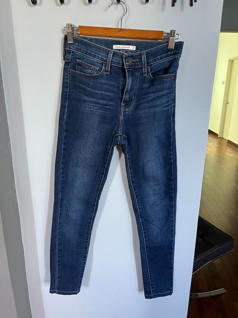 Levis slimming super hotsell skinny