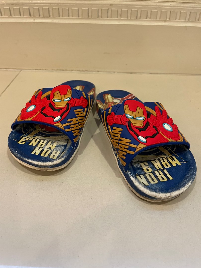 Iron man clearance slippers for adults