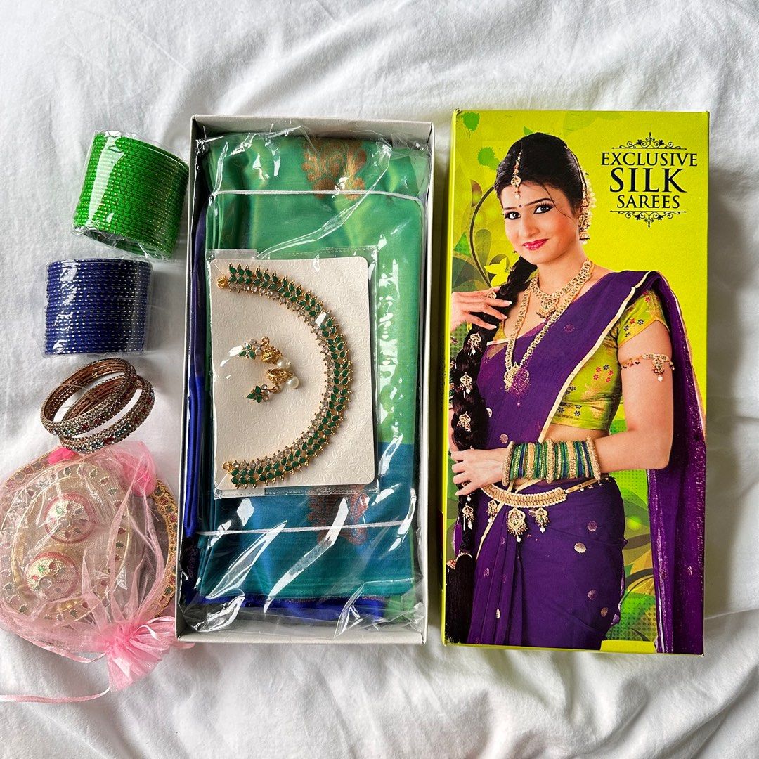 Fashion jewellery for silk sarees store