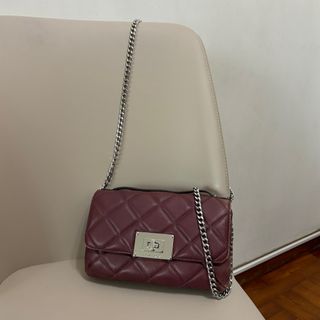 （分類：）位於 。 由 lizzuq 提交（商品編號 1284881246，圖片 1）。簡介： 。