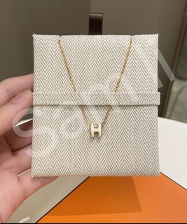 （分類：）位於 。 由 samli1992 提交（商品編號 1284875239，圖片 1）。簡介： 。