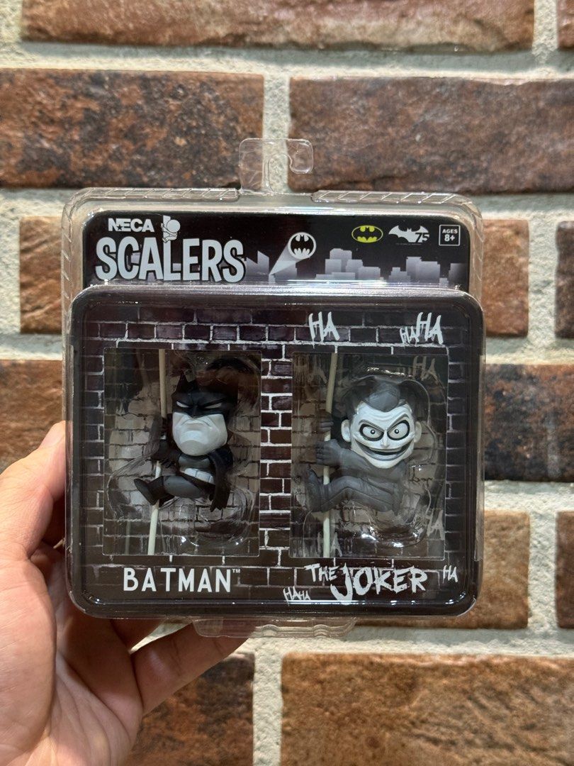 Neca Scalers Duo (Batman & Joker) (Category: Figurines & Statues) located in Quezon City. Submitted by chavzcity (Listing ID 1284969526, Image 1). Description: Neca Scalers Duo *Batman & Joker *brandnew / sealed Location: *Banawe, QC.