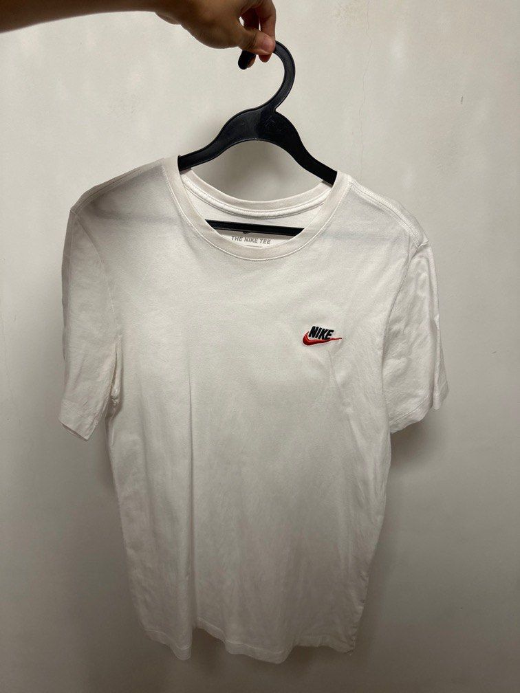 Nike Tee White Women s Fashion Tops Shirts on Carousell