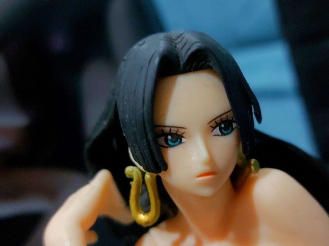 One Piece Boa Hancock figure (Category: Figurines & Statues) located in Makati City. Submitted by jangmiscloset (Listing ID 1285051170, Image 1). Description: with box.
