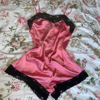 (Category: ) located in . Submitted by oxyeeeee (Listing ID 1284937141, Image 1). Description: .