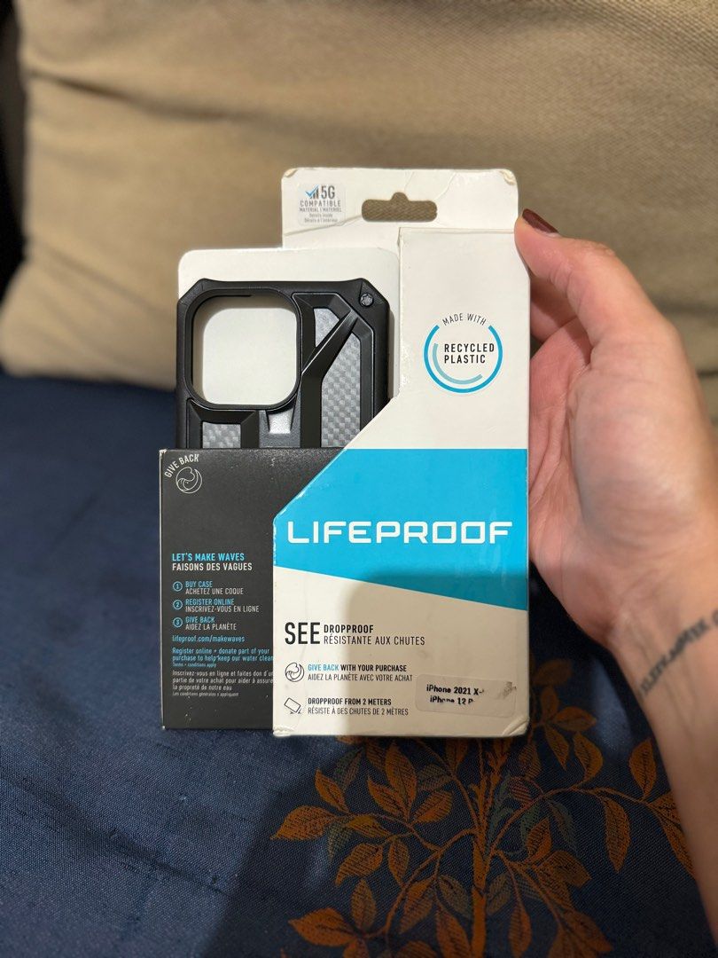 Original Pre-loved Cases for iPhone 13 PRO (Category: Cases & Sleeves) located in San Pedro. Submitted by cathy_paras (Listing ID 1284867230, Image 3). Description: Original Pre-loved Cases for iPhone 13 PRO UAG PLASMA CASE - ₱700.00 UAG LIFEPROOF - ₱1,000.00 SPIGEN - ₱500.00 Location : San Pedro Laguna Pick-up/lalamove ready!.