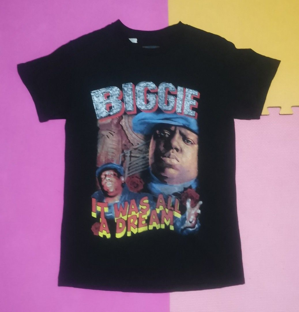Rap tee. The notorious BIG BIGGIE (Category: Tshirts & Polo Shirts ) located in San Pedro. Submitted by thriftersthrift (Listing ID 1284909666, Image 2). Description: Width 17 Length 26 Good condition Color rate : 9. 5/10 All items are from ukay bale so manage your expectation.