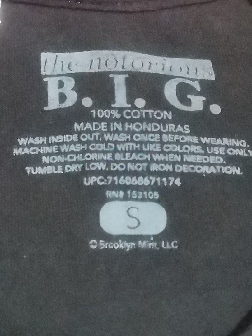 Rap tee. The notorious BIG BIGGIE (Category: Tshirts & Polo Shirts ) located in San Pedro. Submitted by thriftersthrift (Listing ID 1284909666, Image 3). Description: Width 17 Length 26 Good condition Color rate : 9. 5/10 All items are from ukay bale so manage your expectation.