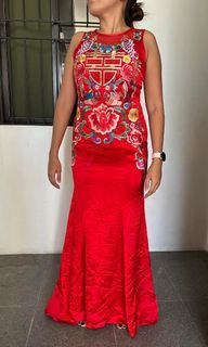 Red Chinese dress with long trail