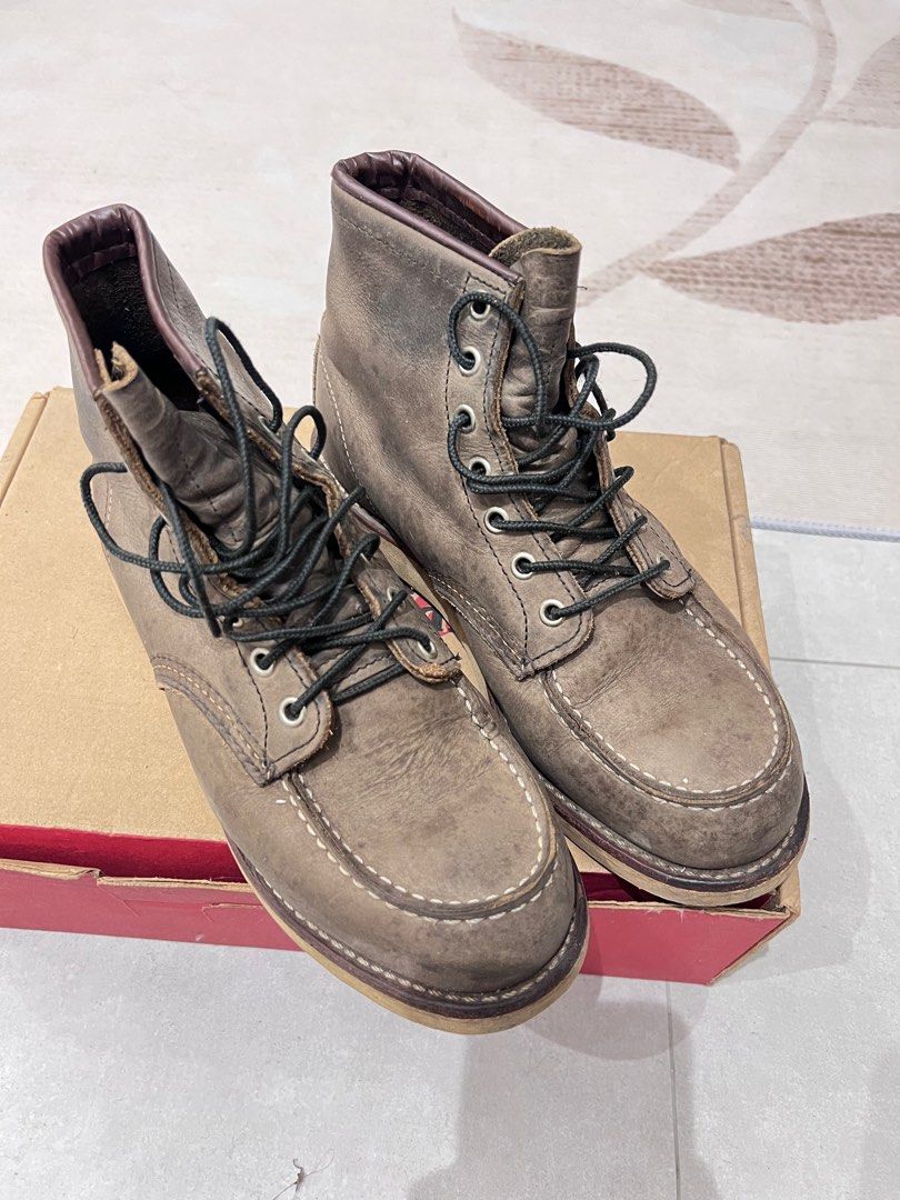 Who sells red outlet wing boots near me