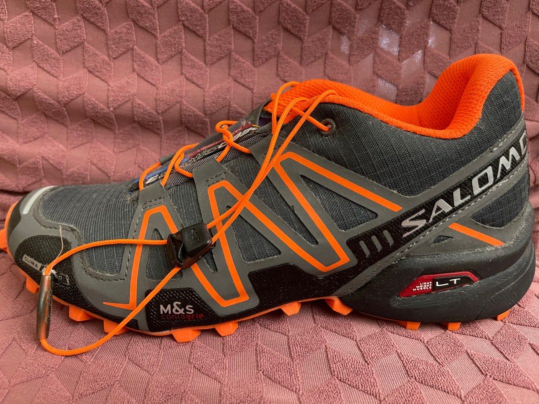 Salomon track store