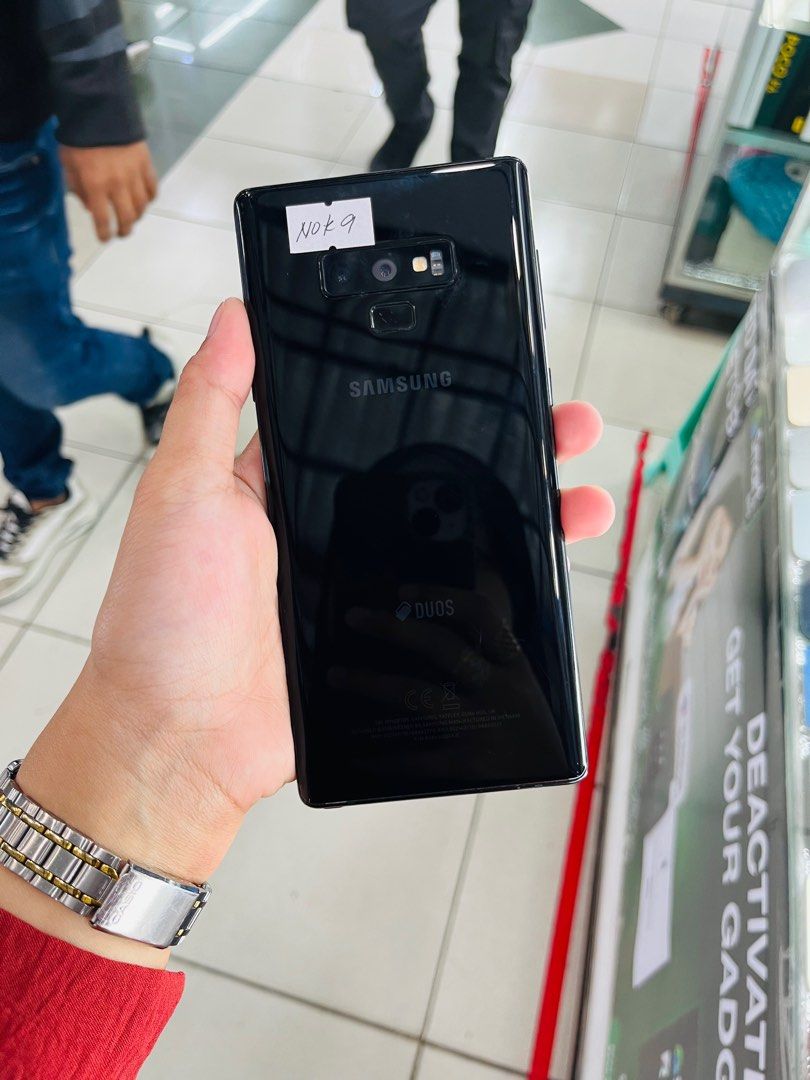 Samsung Note 9 128gb Dualsim (Category: Samsung) located in San Juan City. Submitted by javedsgadgetshop (Listing ID 1284822063, Image 1). Description: OPEN FOR INSTALLMENT VIA CREDIT CARD/GGIVES & SWAP/TRADE-IN! WE BUY AND SELL ( ANYKINDS OF UNIT BINIBILI PO NAMIN)! PTPA : Padelete po f bawal Read ❗️Onhand ‼️ Samsung Note 9 •128gb •NTC Variant •Good batt health •Factory Unlock •95% Smoothness •No hidden issue | No Repaired •100% Authentic | Not 