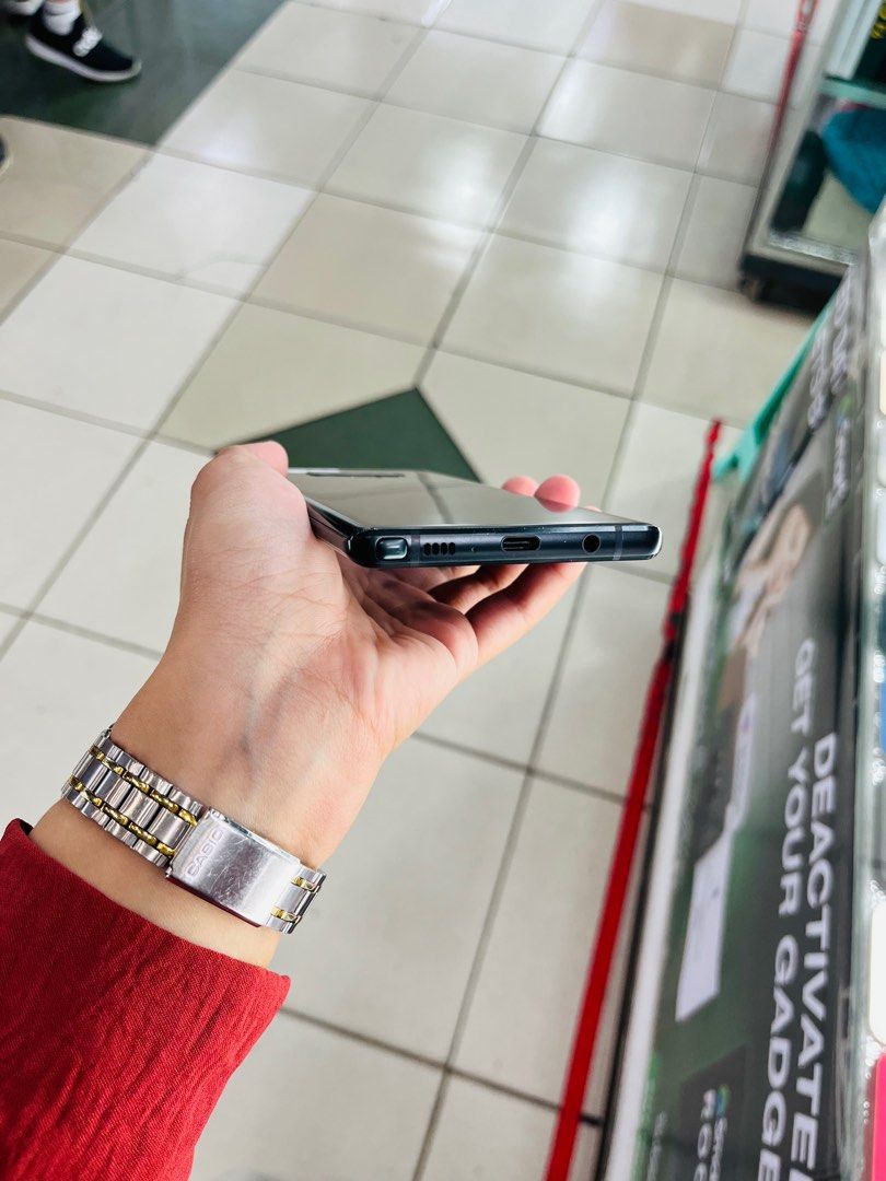 Samsung Note 9 128gb Dualsim (Category: Samsung) located in San Juan City. Submitted by javedsgadgetshop (Listing ID 1284822063, Image 3). Description: OPEN FOR INSTALLMENT VIA CREDIT CARD/GGIVES & SWAP/TRADE-IN! WE BUY AND SELL ( ANYKINDS OF UNIT BINIBILI PO NAMIN)! PTPA : Padelete po f bawal Read ❗️Onhand ‼️ Samsung Note 9 •128gb •NTC Variant •Good batt health •Factory Unlock •95% Smoothness •No hidden issue | No Repaired •100% Authentic | Not 