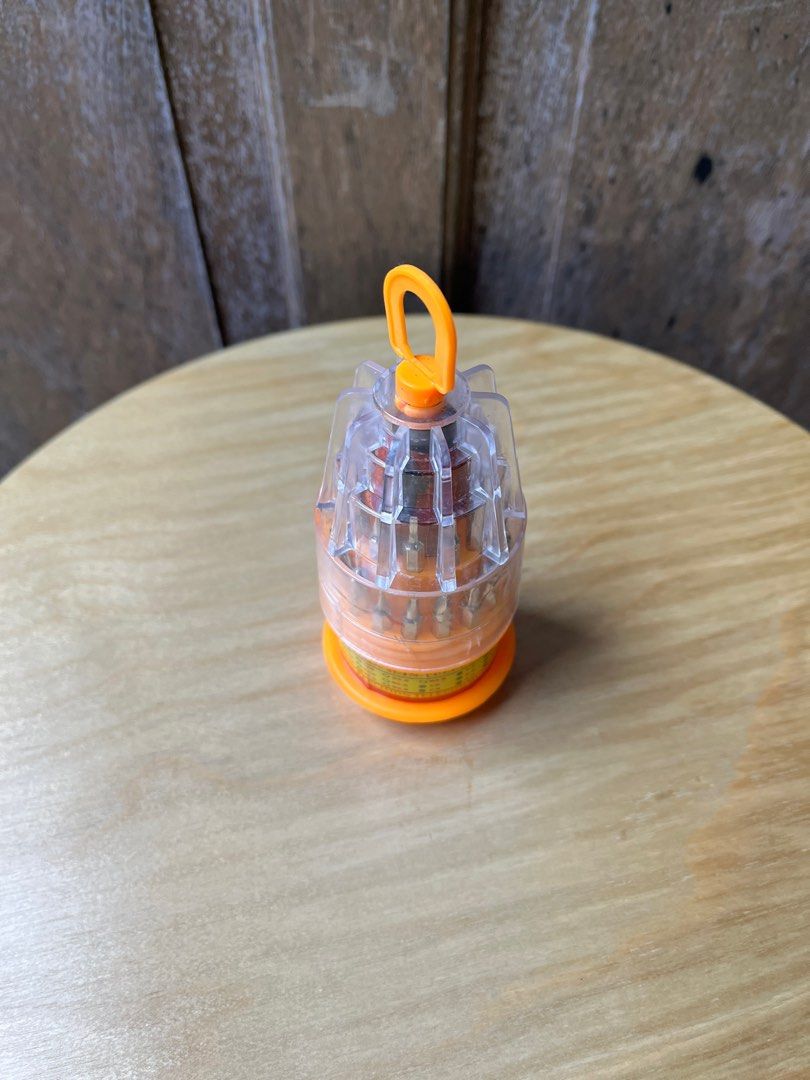 Screwdriver Set (Category: Construction Tools & Equipment) located in Marikina City. Submitted by gojrigo (Listing ID 1284835727, Image 1). Description: Screwdriver Set Used for small equipment. Can give this for free with if you want if you’re getting other listed items..