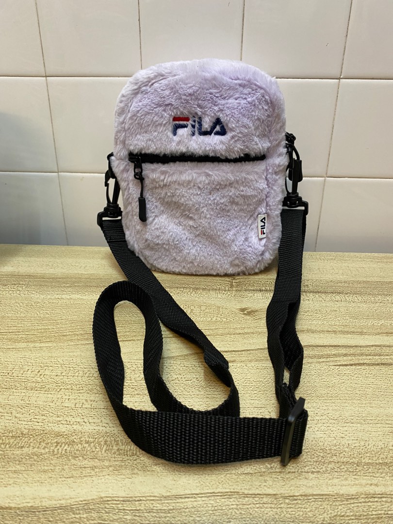 Fila ss18 hotsell sling bag