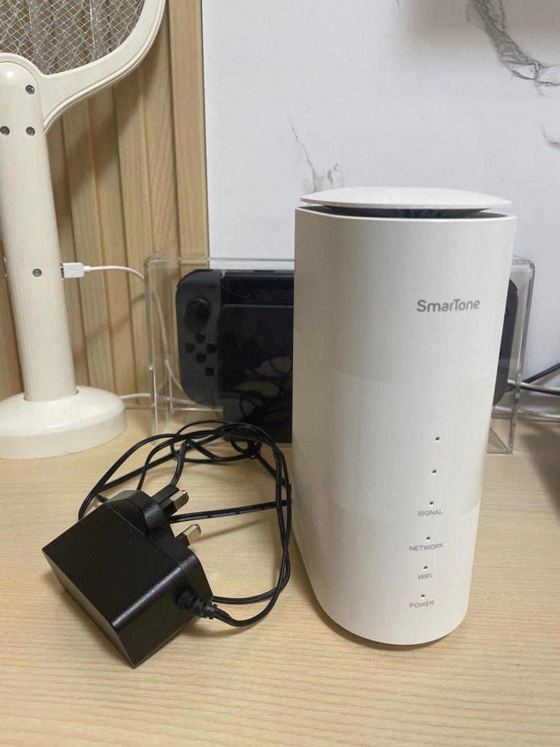 Smartone MC801A 5G Router 室內路由器, 電腦&科技, 電腦周邊及配件, Wifi及上網相關產品 - Carousell