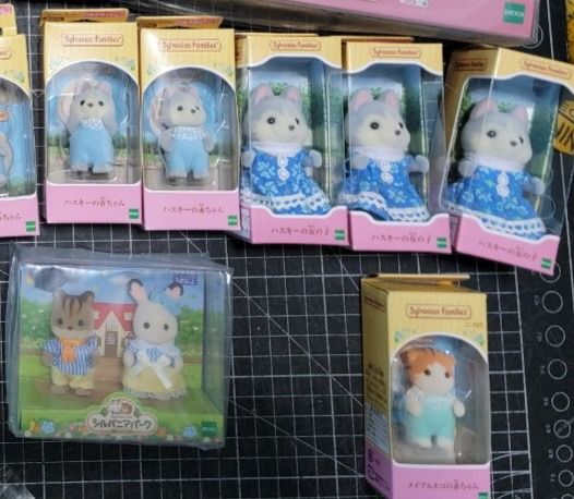 Sylvanian Families Park Limited Baby Pair Set Rabbit Calico Critters Doll House Accessories Toys (Category: Designer & Blind Box Toys) located in Quezon City. Submitted by cloverlaneph (Listing ID 1282834502, Image 3). Description: Brand New and Sealed Authentic Sylvanian Families from Japan Limited baby pair set sold only on Sylvanian Park.