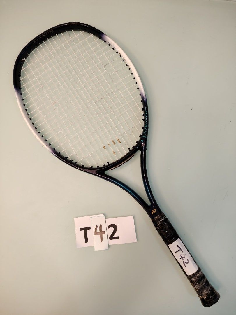 Tennis rackets 網球拍, 運動產品, 運動與體育, 運動與體育 - 球拍和球類運動 - Carousell