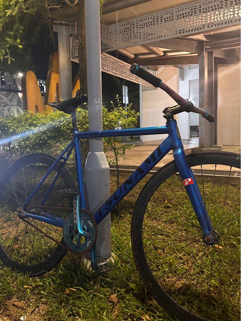 Tsunami SNM100 Fixed Gear Fixie Bicycle, Sports Equipment
