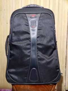 Tumi sunway outlet pyramid