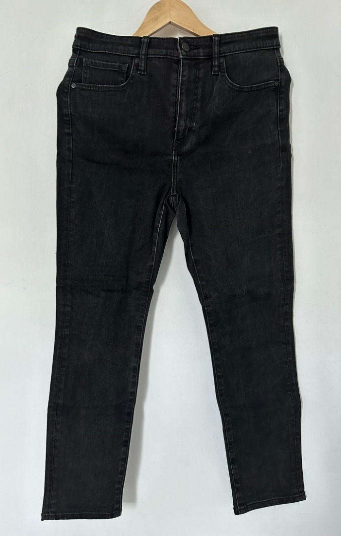 used Skinny Jeans UNIQLO, Men's Fashion, Bottoms, Jeans on Carousell