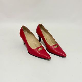 vintage christian dior gorgeous red pointed toe kitten heels