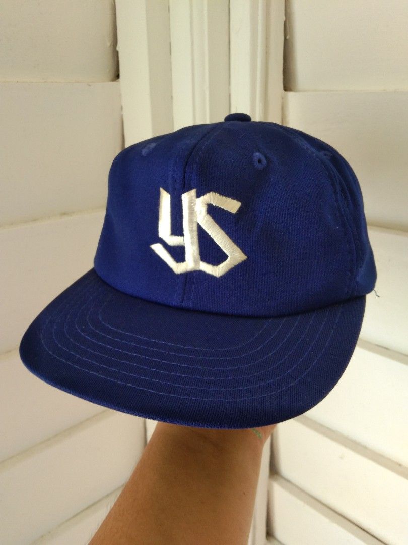 Yakult swallows hat outlet