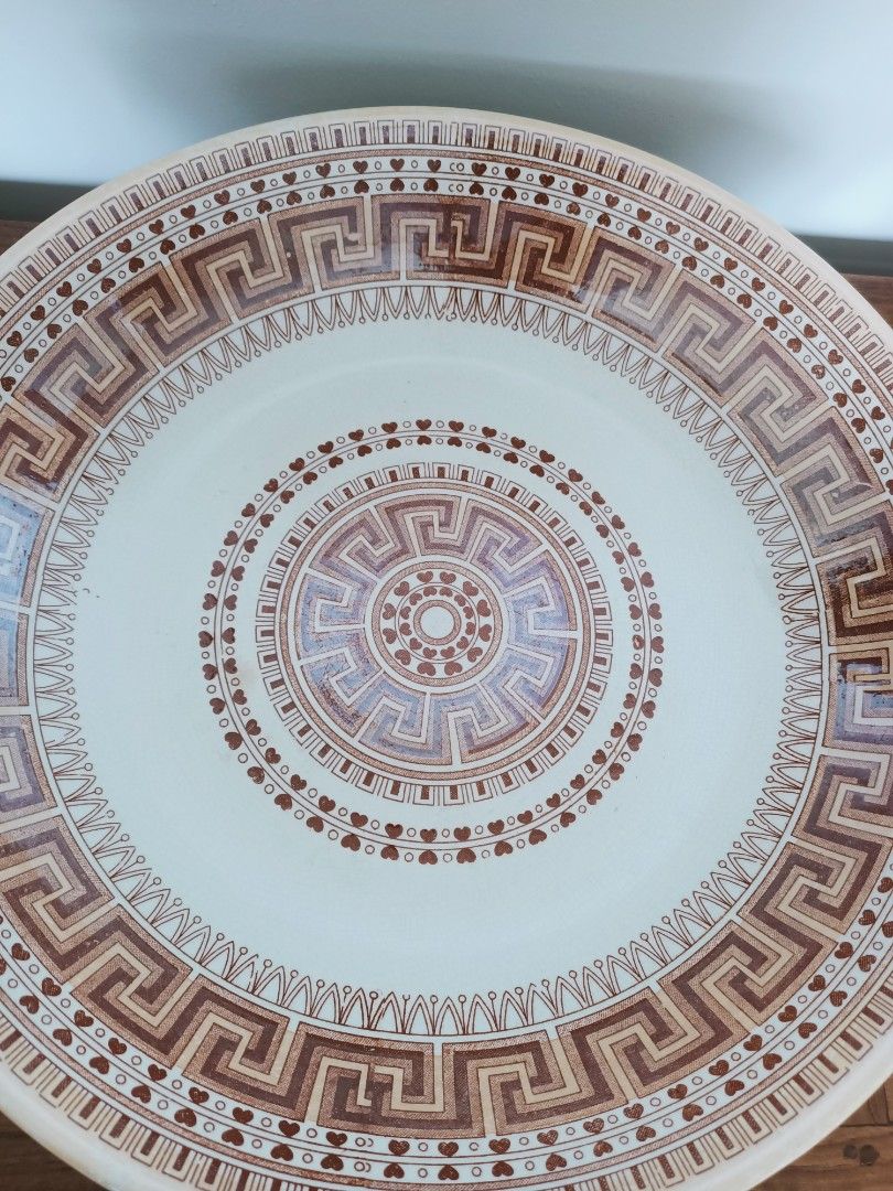 Yamasho Iron Stoneware Large Plate, Hobbies & Toys, Memorabilia