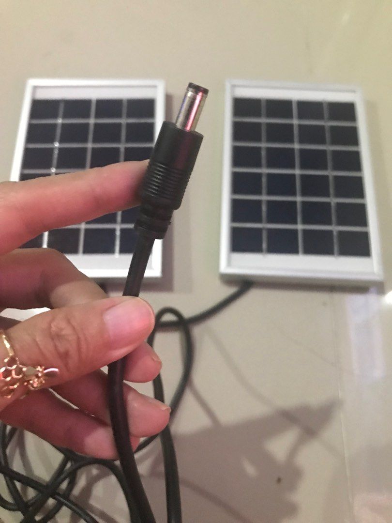 2 Solar Panels (Category: Lighting) located in Las Pinas. Submitted by kate0_flower (Listing ID 1285073027, Image 3). Description: 2 Solar Panels RFS: decluttering tested once and stored Bought for php1500 at a mall.