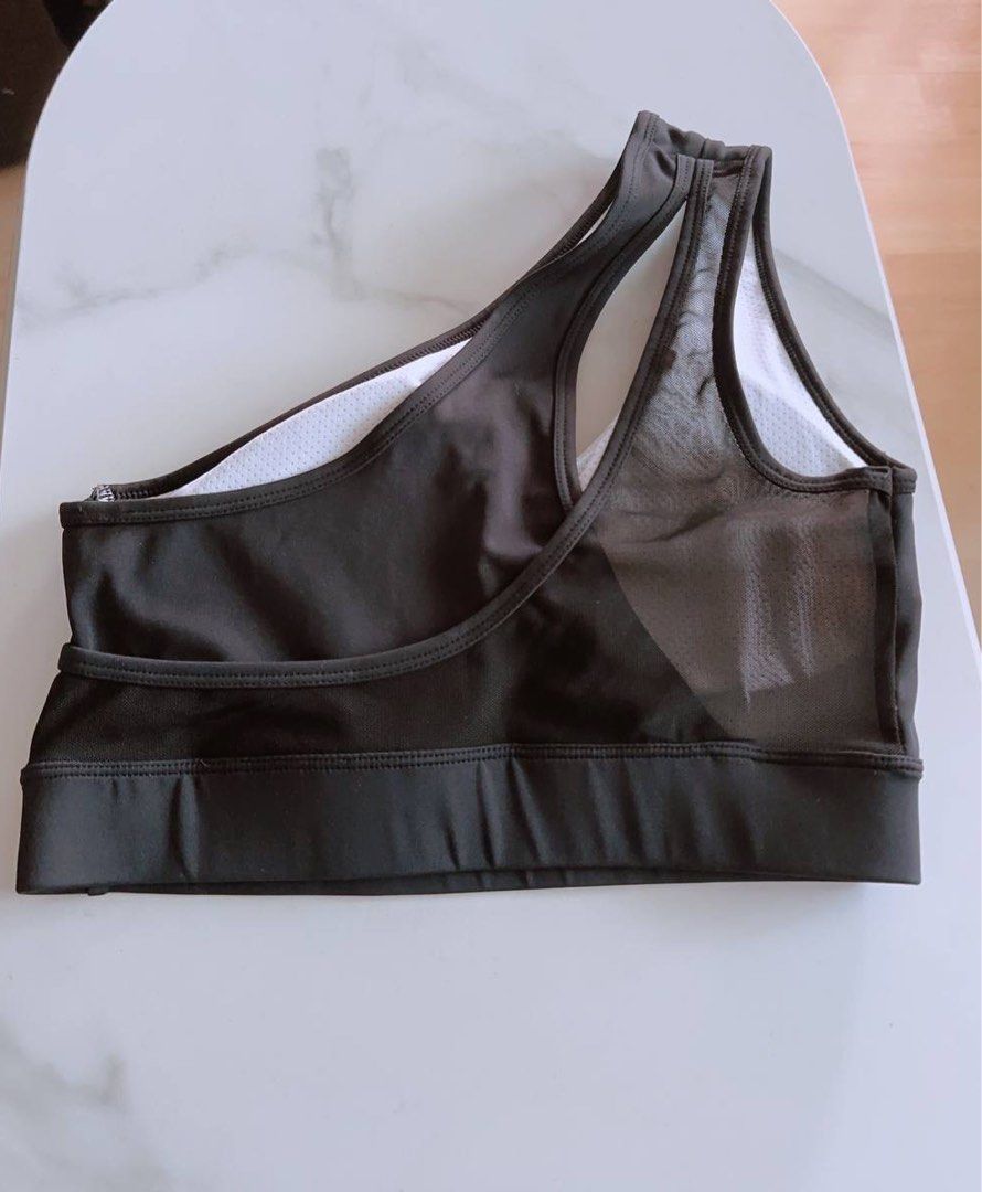 ✨ Black mesh activewear toga sport bra top ✨, Women's Fashion