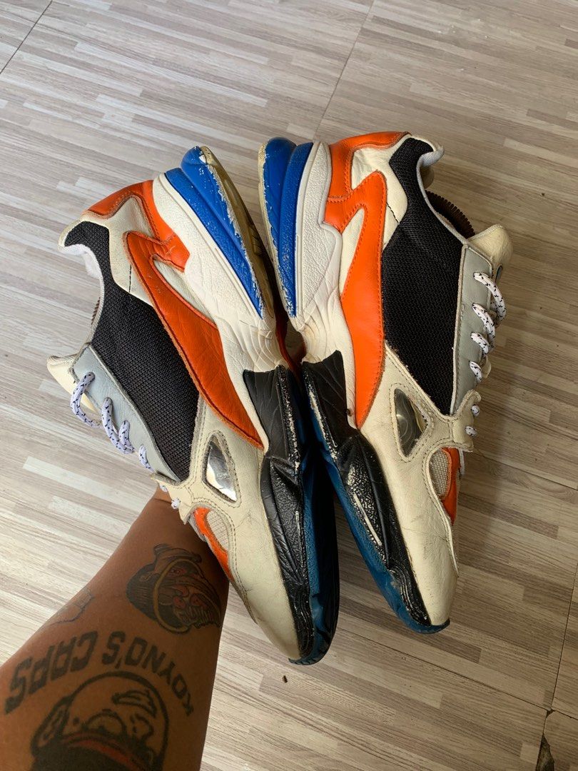 Adidas falcon best sale size 10