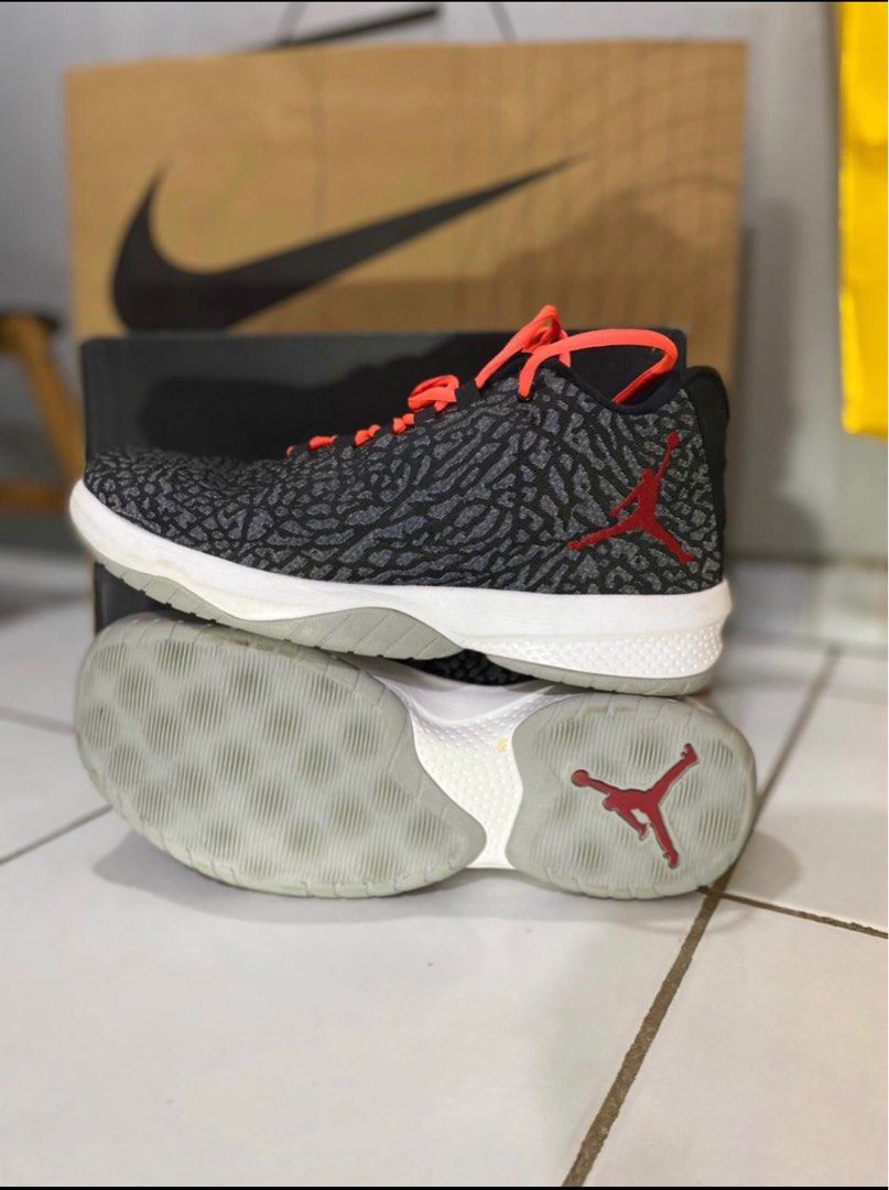 Jordan b fly hot sale wolf grey