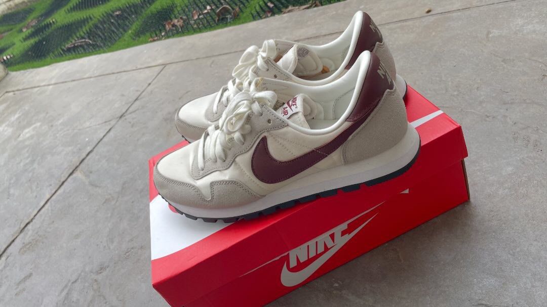 nike pegasus 83 bronze