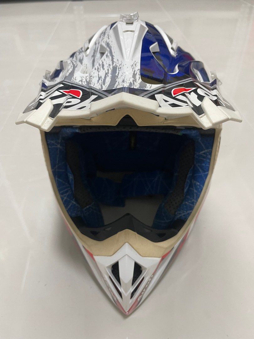 Airoh aviator 2.3 six hotsell days
