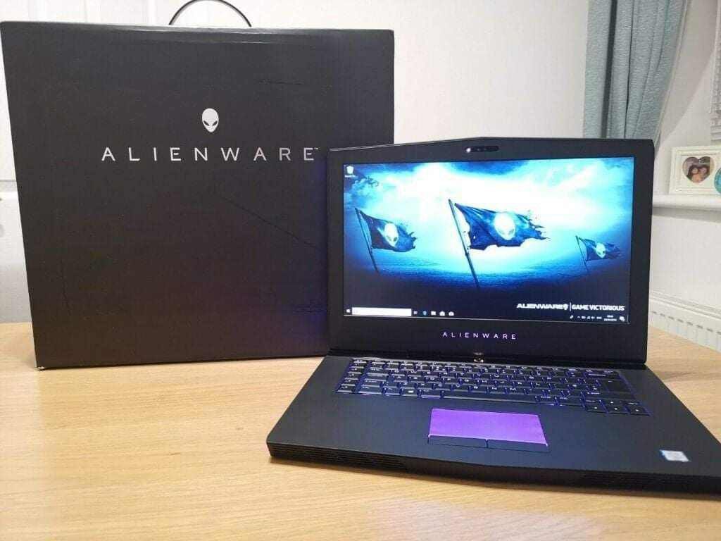Alienware 15 R3 Core i7 Gaming Laptop (Category: Laptops & Notebooks) located in Lucena. Submitted by makingmarj06205 (Listing ID 1285179871, Image 1). Description: ALiENWARe: �IFS : Alienware 15 R3 Core i7 Laptop �Powerful Laptop for heavy application �For gaming enthusiast. GRAB NA! CONDITION : � Old Stocks. � 2 Units Identical. � Rush selling. First come first served only SPECIFICATION: 15.6 Full HD 1080p Intel Gen i7 6th Gen 6700HQ @ Unlocked
