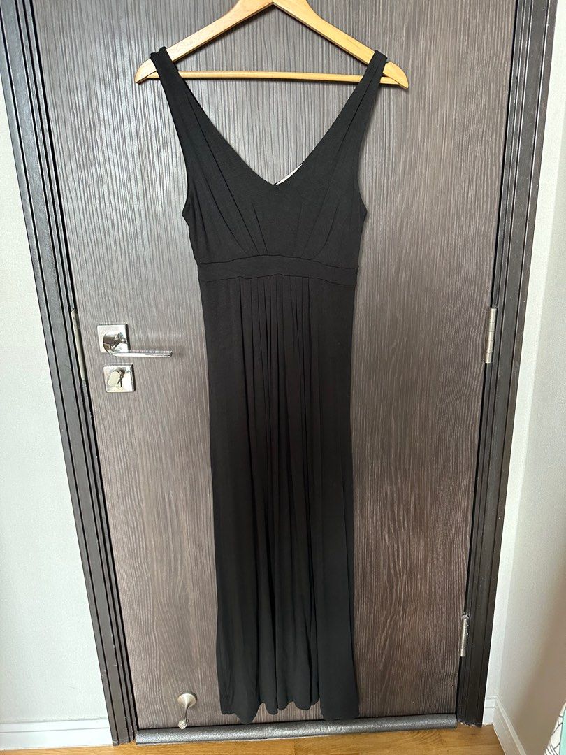 Banana Republic Black Empire Waist Sleeveless Maxi Long Dress. Size XS, Women's Fashion, Dresses & Sets, Dresses on Carousell Banana Republic Black Empire Waist Sleeveless Maxi Long Dress. Size XS, Women's Fashion, Dresses & Sets, Dresses on Carousell