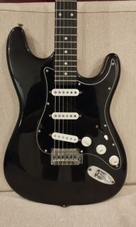 Black Stratocaster (Partscaster) w/ Tagima Jazzmaster neck