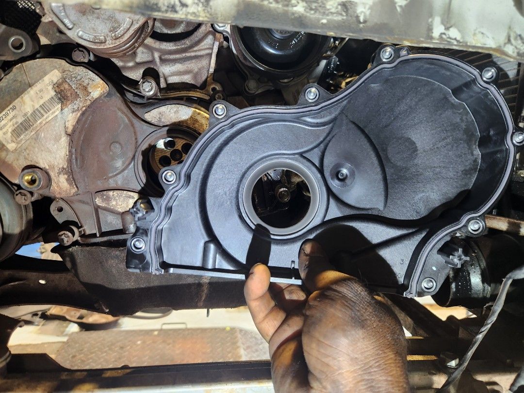 BMW F45 216D Chang Original Water Pump, Thermostat, Oil Filter housing