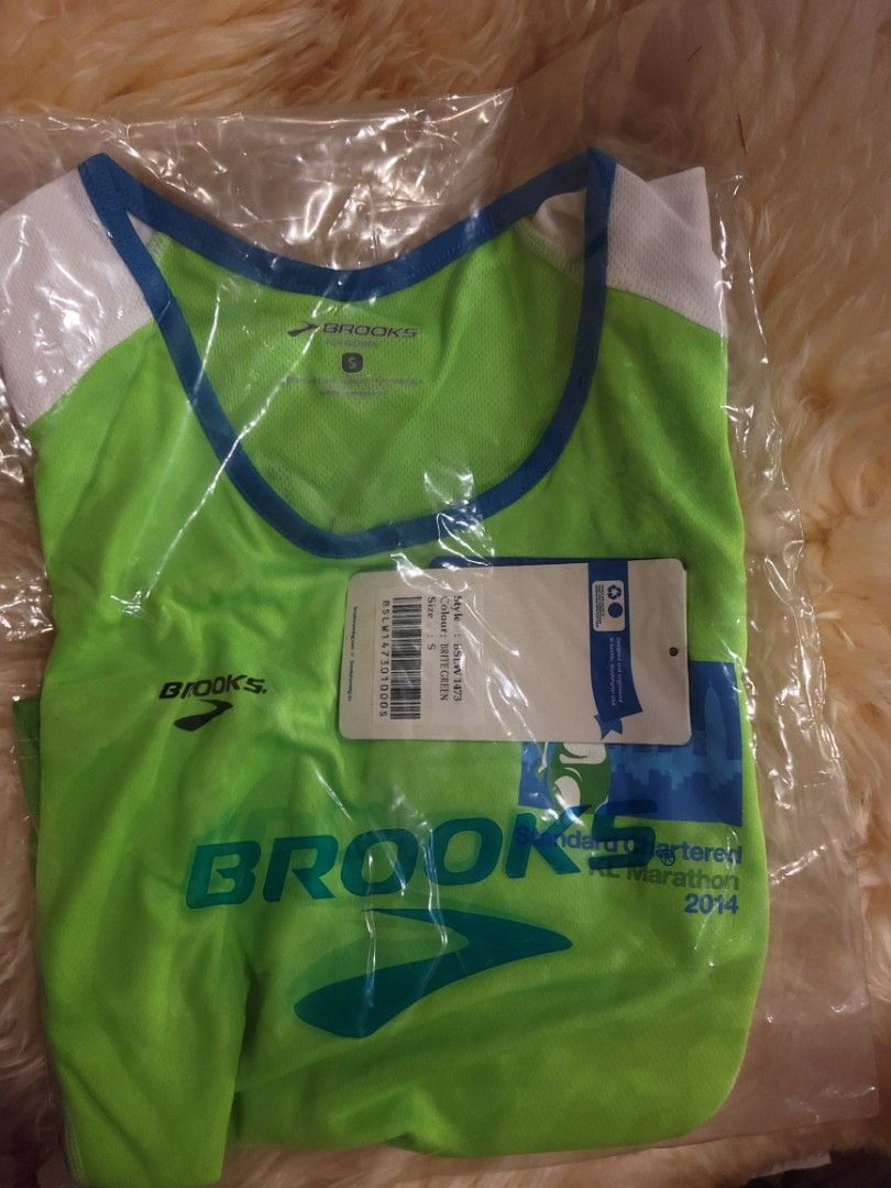 BN Running vest sleeveless women s S size Women s Fashion