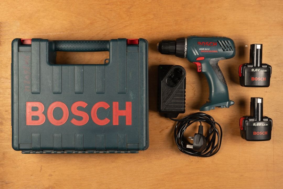 Bosch 9.6 best sale v cordless drill