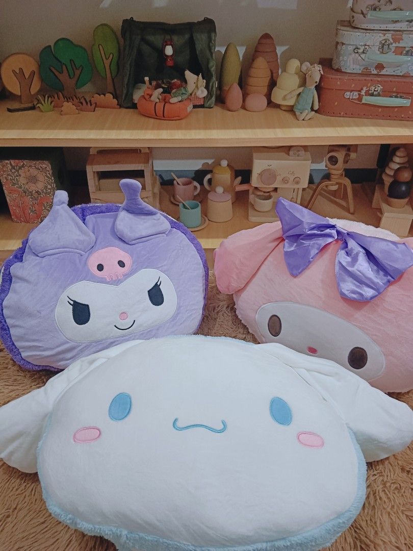 BRANDNEW PILLOW WITH BLANKET (Category: Bed Guards) located in Manila. Submitted by masterlei (Listing ID 1285171423, Image 2). Description: 699 PESOS EACH BRANDNEW PILLOW WITH BLANKET avail all characters *My melody *Kuromi *Cinnamoroll mop: bpi,gcash Sf via jnt lalamove grab c/o buyer Pick up loc. Moriones tondo manila.