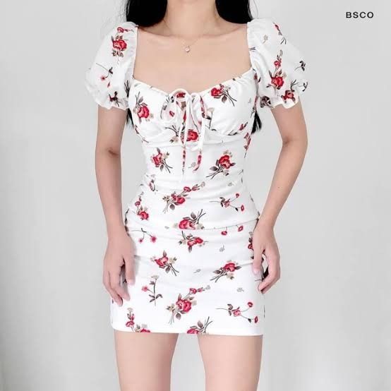 BSCO White floral dress (Category: Dresses) located in Pasig City. Submitted by meownique_ (Listing ID 1285086743, Image 1). Description: Rfs: decluttering.