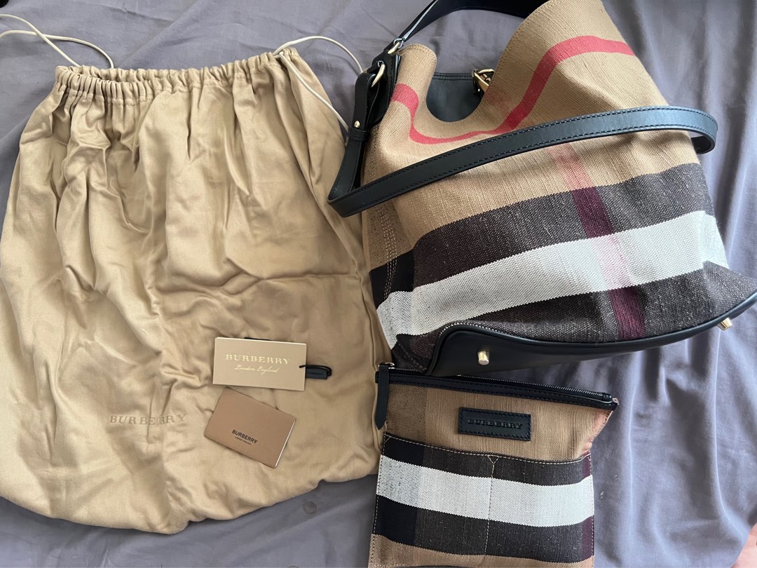 Burberry Ashby Medium Bucket Bag