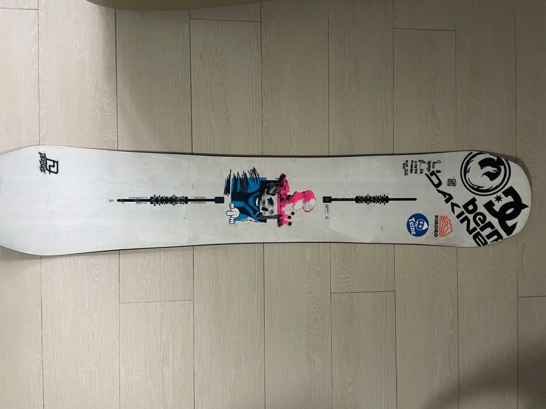 Burton Kilroy 155 camber Snowboard, 運動產品, 其他運動配件- Carousell