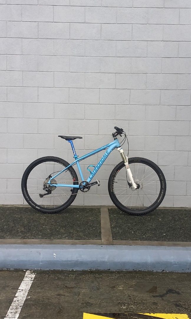 Cannondale Trail 7 (Category: Bicycles) located in Pasig City. Submitted by dfmartin (Listing ID 1285320710, Image 1). Description: Cannondale Trail 7 Small 27.5 Rockshox sid fork Xt drivetrain 11speed 11-40 cogs Mt200 brakeset Panaracer gravelking sk installed tires pair(for road/gravel) Rocket ron spare pair (for trail use) Axis rims Pillar spokes Origin 8 hubs Syncros stem Weapon handlebar Salsa grip Raceface chainring 1x 34t Truvativ crank ar