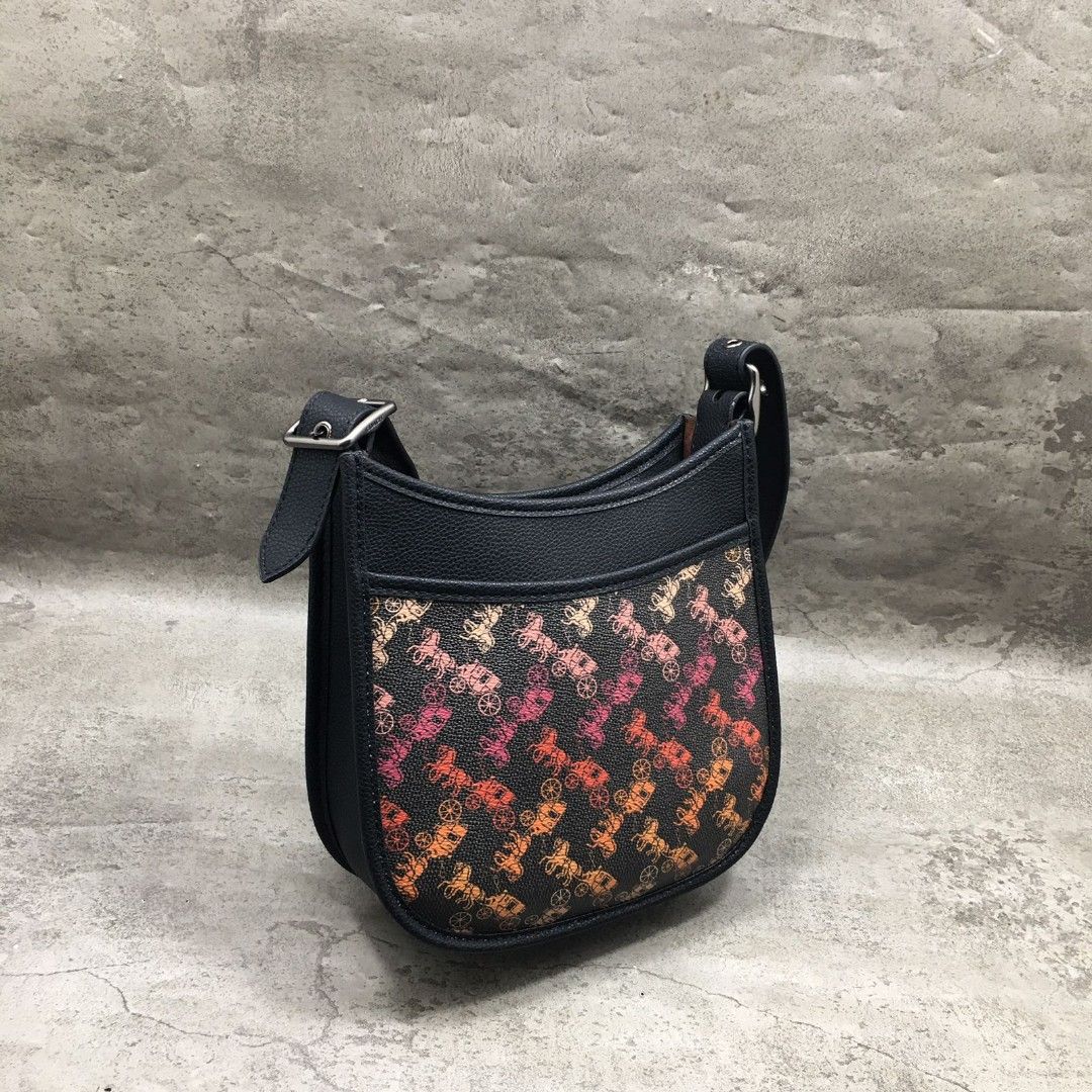 Horse Coach Emery Crossbody Coach Emery Crossbody 21 With Horse