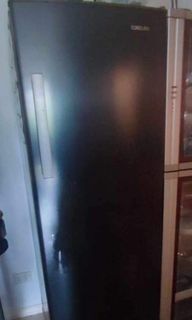 Condura Upright freezer
